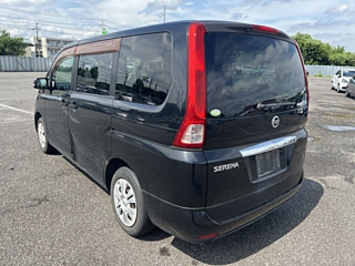 NISSAN SERENA 2010