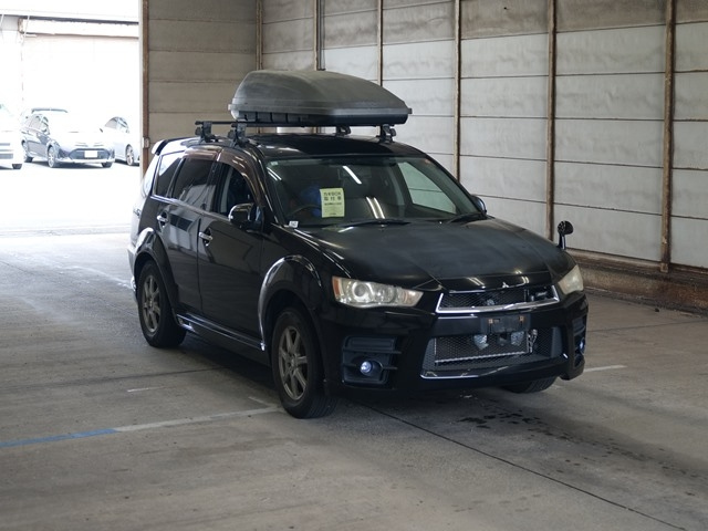 MITSUBISHI OUTLANDER 2011