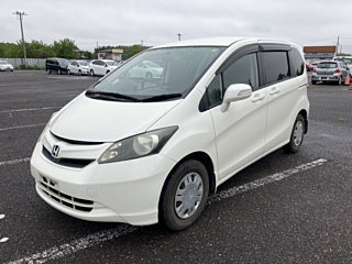 HONDA FREED 2009
