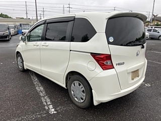 HONDA FREED 2009