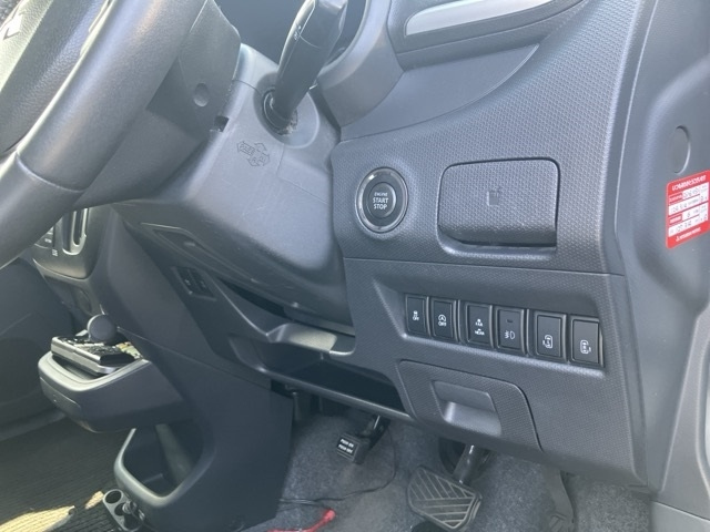 MITSUBISHI DELICA D2 2015