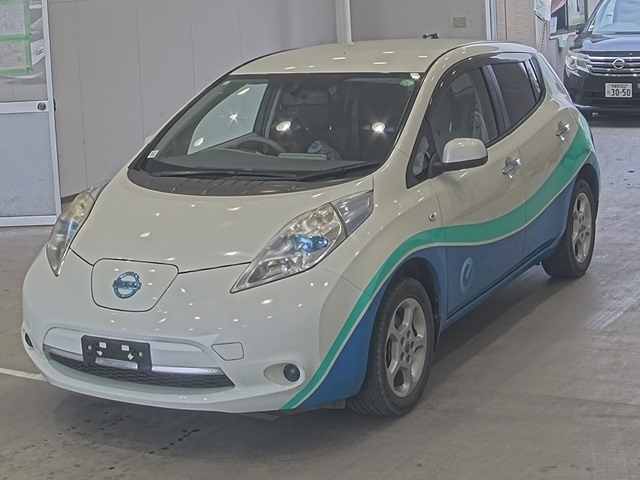 NISSAN LEAF 2011