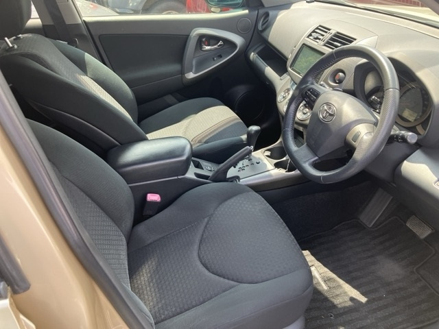 TOYOTA VANGUARD 2011