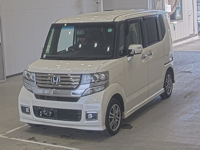HONDA N BOX 2017