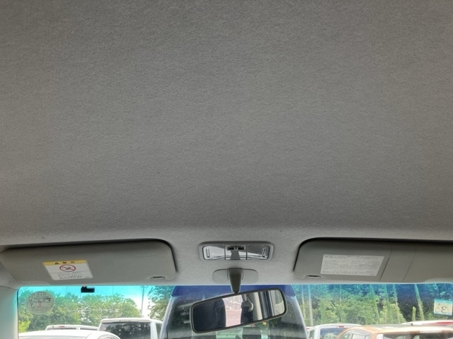 TOYOTA PIXIS SPACE 2015