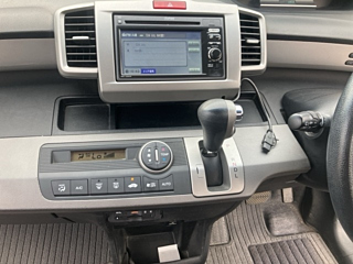 HONDA FREED 2013
