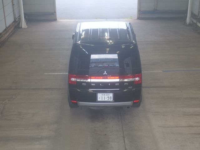 MITSUBISHI DELICA D5 2018