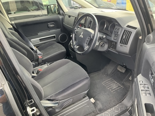 MITSUBISHI DELICA D5 2018