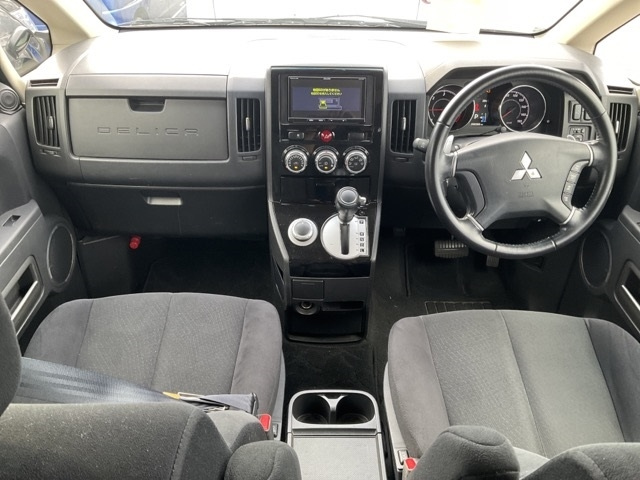 MITSUBISHI DELICA D5 2018