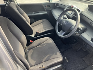 HONDA FREED 2011
