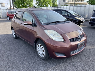 TOYOTA VITZ 2010