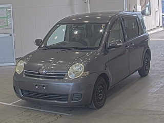 TOYOTA SIENTA 2009