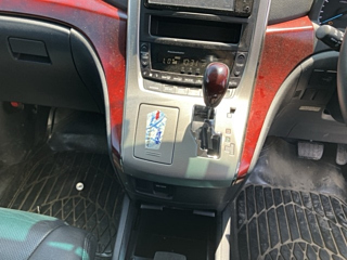 TOYOTA ALPHARD 2008