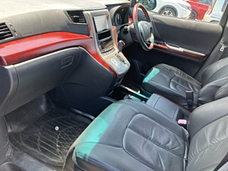 TOYOTA ALPHARD 2008
