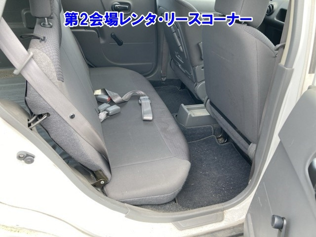 NISSAN AD 2013