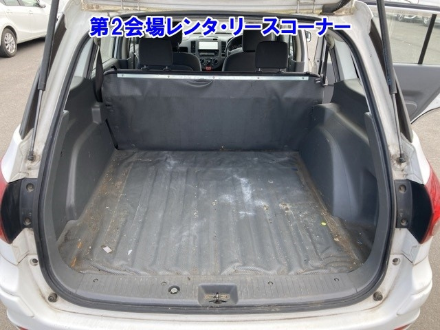 NISSAN AD 2013