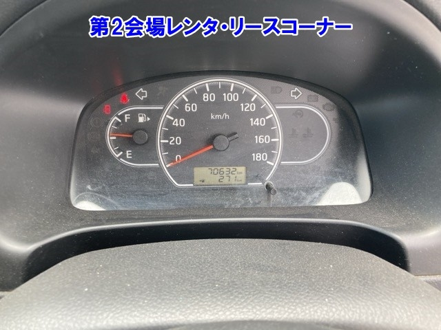 NISSAN AD 2013