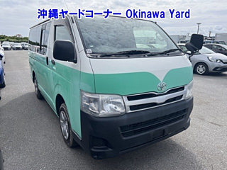 TOYOTA HIACE VAN 2013