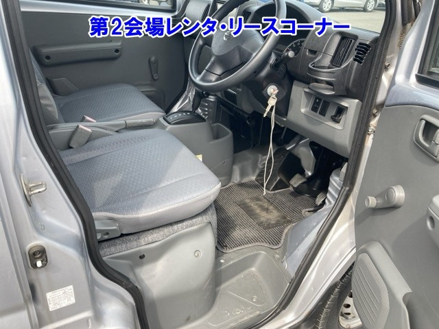 NISSAN CLIPPER VAN 2013