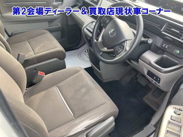 HONDA STEP WAGON 2016