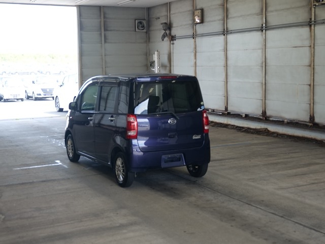 DAIHATSU TANTO EXE 2010