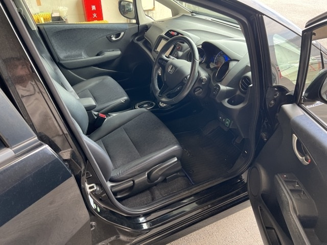 HONDA FIT SHUTTLE 2015