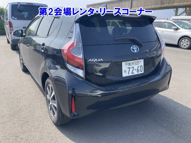 TOYOTA AQUA 2018