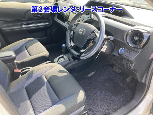 TOYOTA AQUA 2018