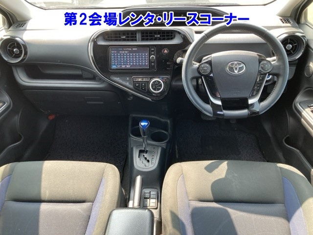 TOYOTA AQUA 2018