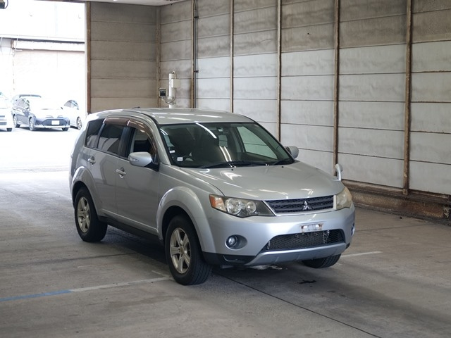 MITSUBISHI OUTLANDER 2008