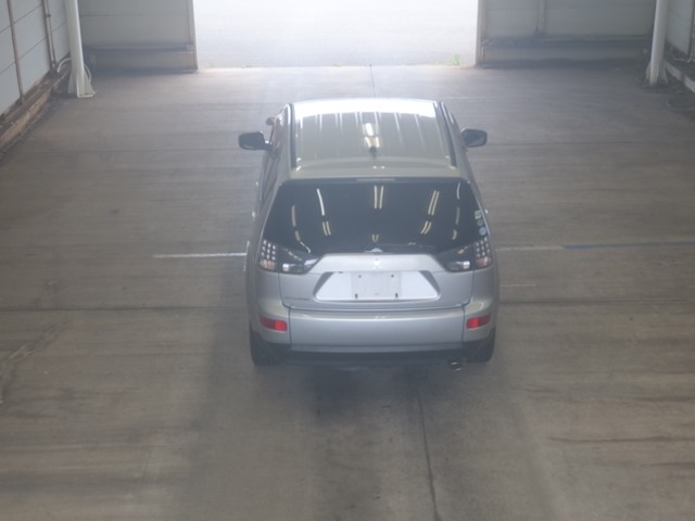 MITSUBISHI OUTLANDER 2008