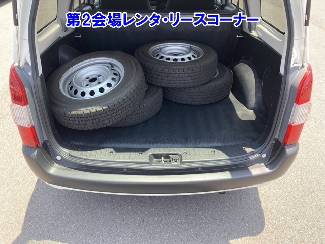 TOYOTA PROBOX 2019