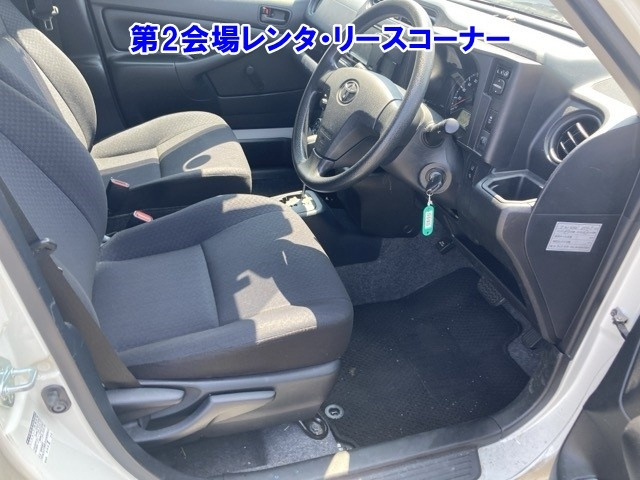 TOYOTA PROBOX 2019