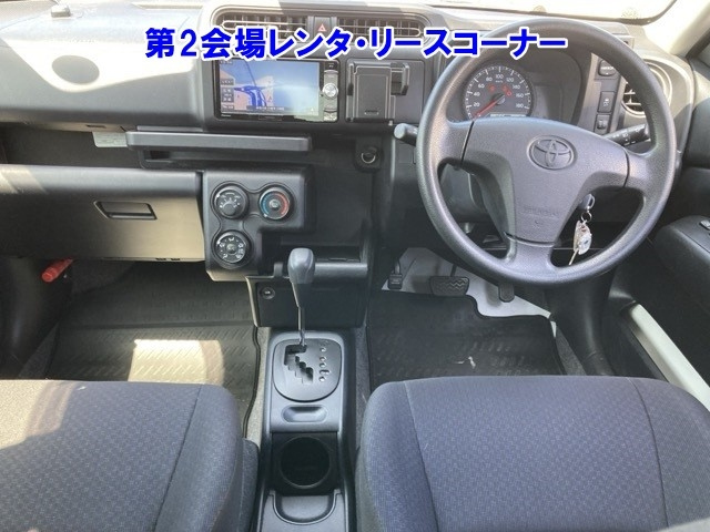 TOYOTA PROBOX 2018