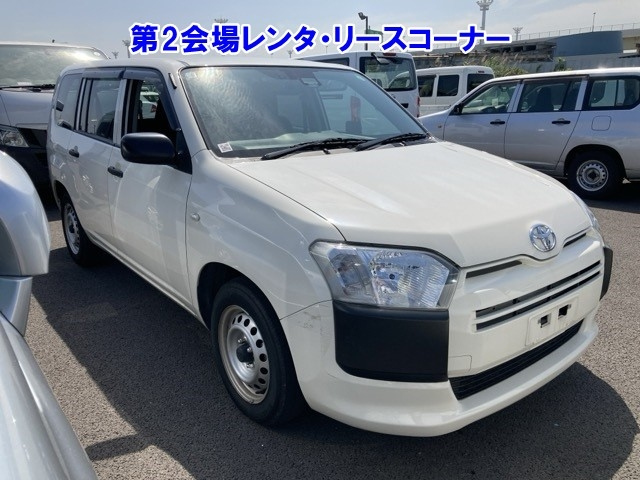 TOYOTA PROBOX 2018