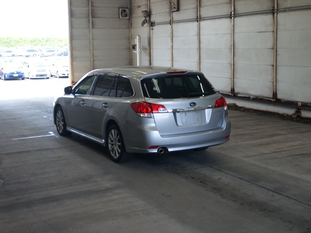 SUBARU LEGACY 2012