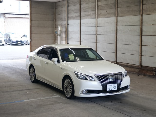 TOYOTA CROWN 2014