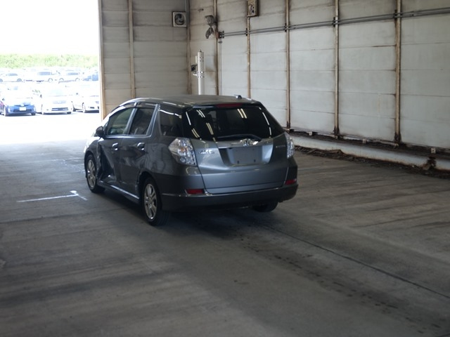 HONDA FIT SHUTTLE 2011