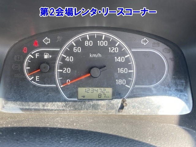 NISSAN AD 2016
