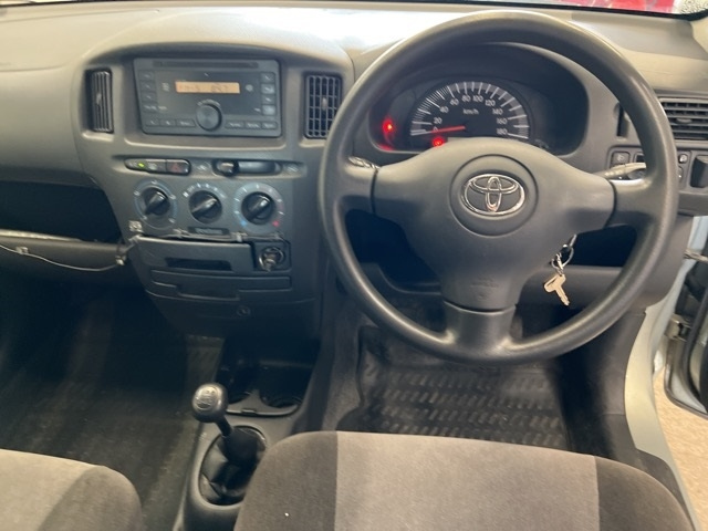 TOYOTA PROBOX 2012