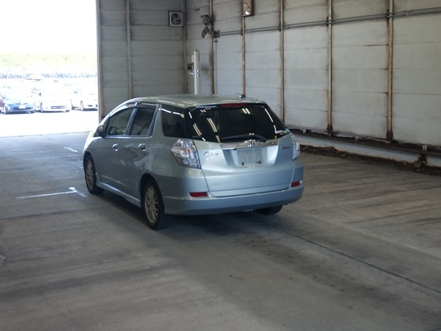 HONDA FIT SHUTTLE 2012
