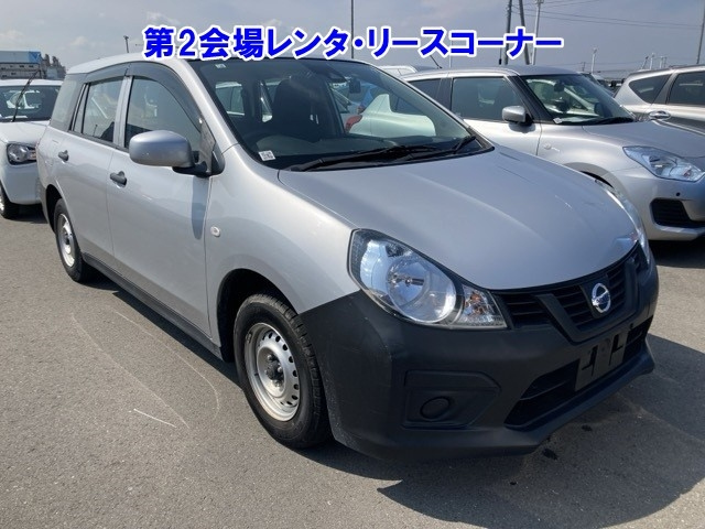 NISSAN AD 2020