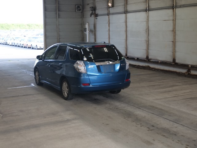 HONDA FIT SHUTTLE 2012