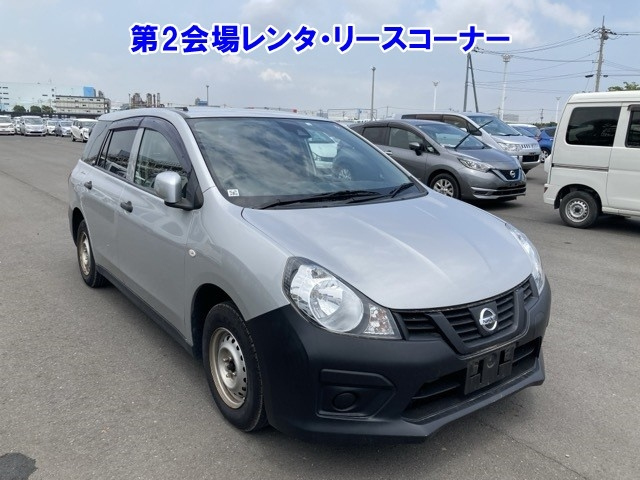 NISSAN AD 2020