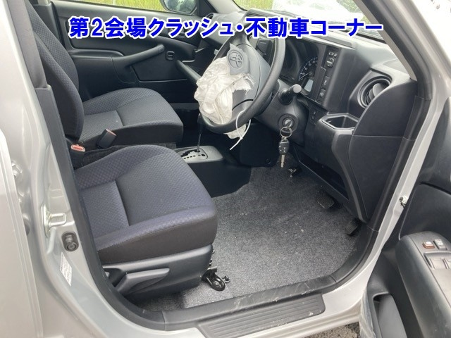 TOYOTA PROBOX 2024