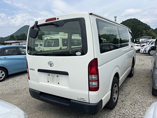 TOYOTA HIACE VAN 2016