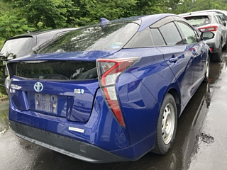 TOYOTA PRIUS 2018