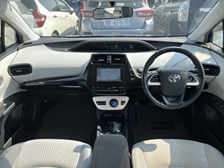 TOYOTA PRIUS 2018