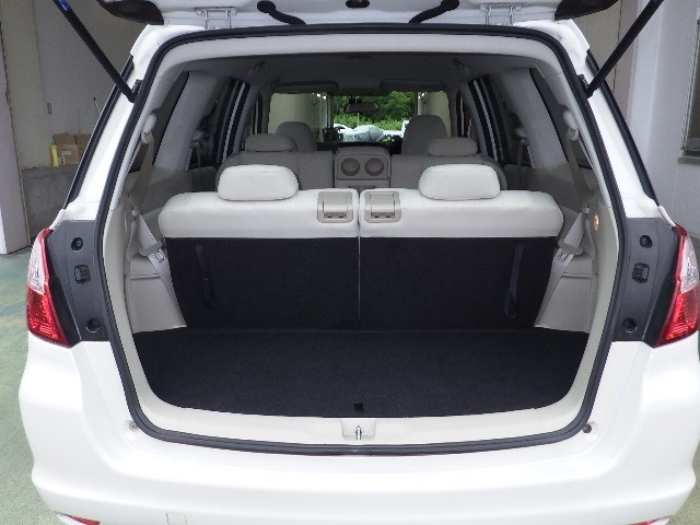 SUBARU EXIGA 2010