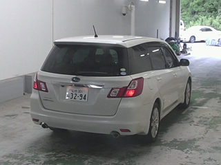 SUBARU EXIGA 2010